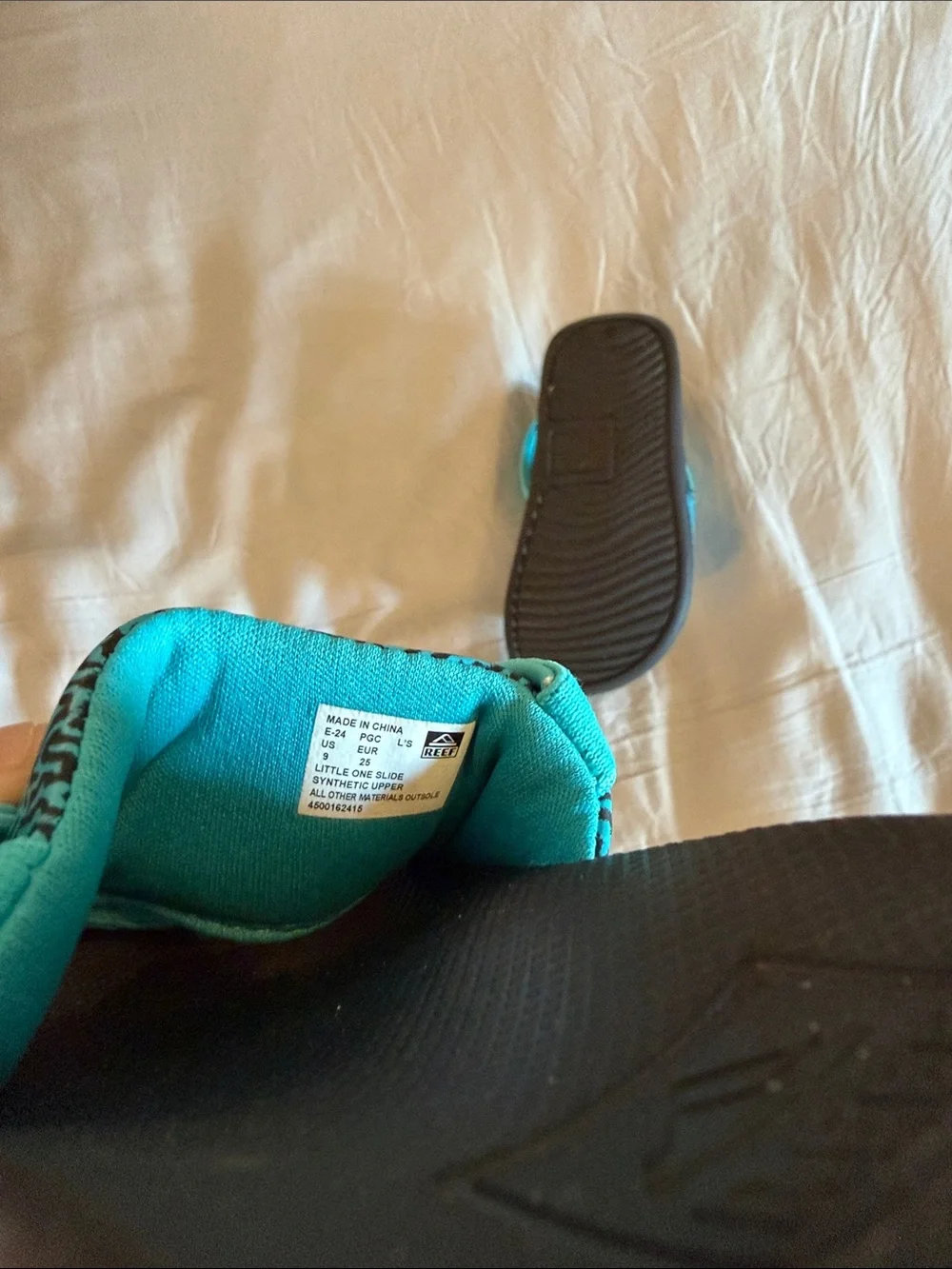 Reef Kids Turquoise Patterned Slide Sandals with Black Footbed